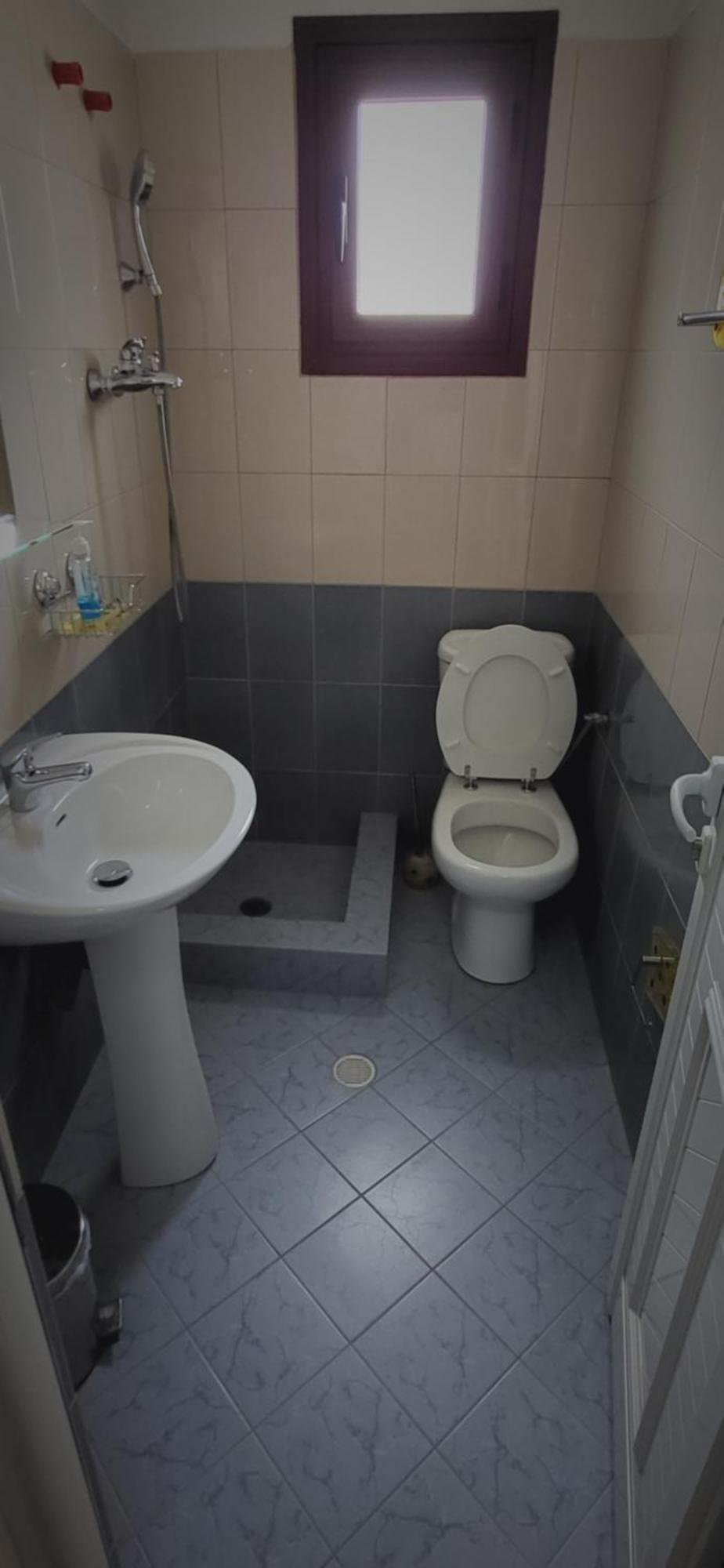 Отель Eglent'S Tourist House Саранда Номер фото